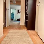 Magnificent Modern Apartmán